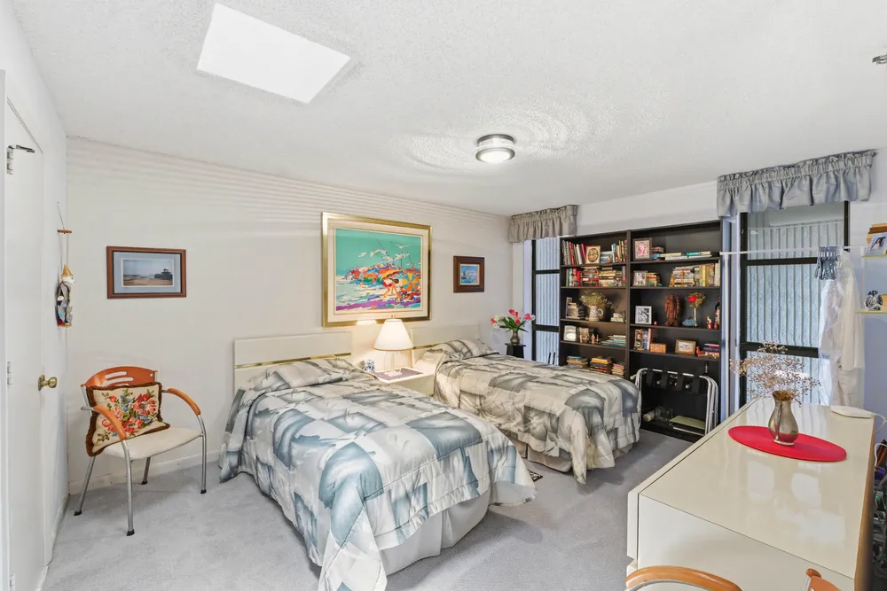 1167 Hillsboro Mile, Hillsboro Beach, FL 33062