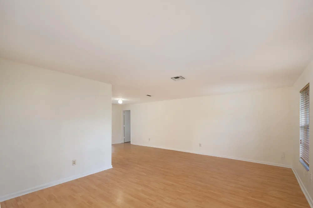 3844 NW 82nd Way, Coral Springs, FL 33065