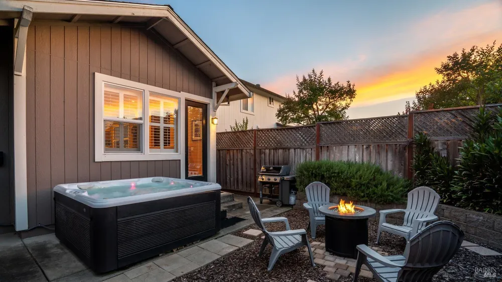 1168 Vintage Greens Dr, Windsor, CA 95492