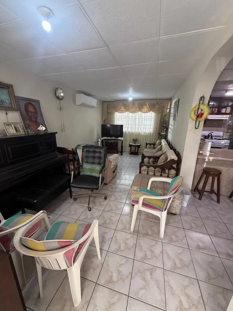 GLENVIEW TERR Kingston  St. Andrew