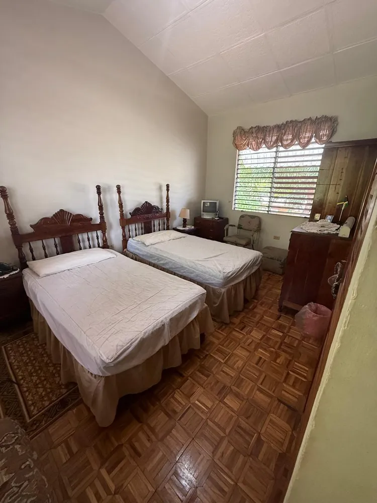 GLENVIEW TERR Kingston  St. Andrew
