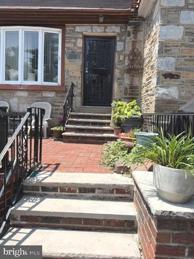 7316 Pittville Ave, Philadelphia, PA 19126