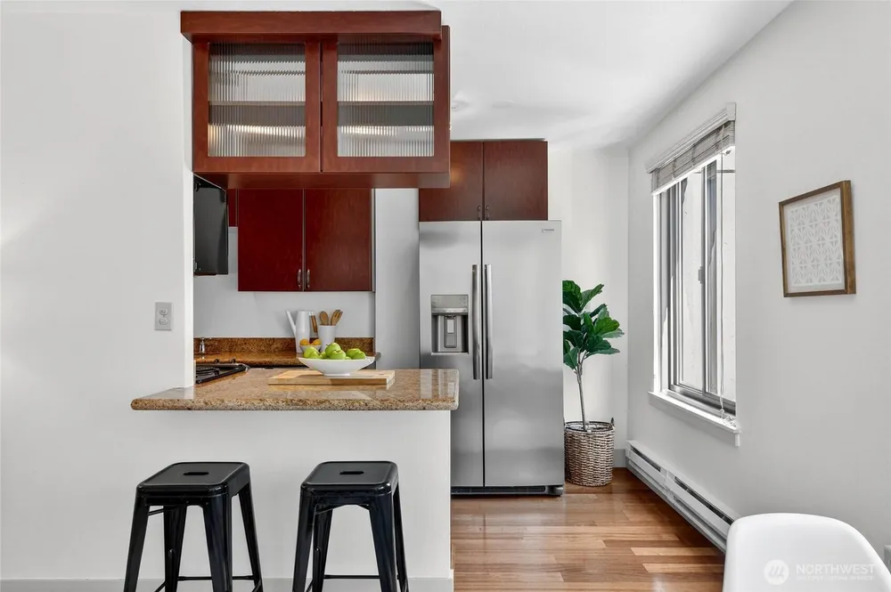 1105 Spring St, Seattle, WA 98104
