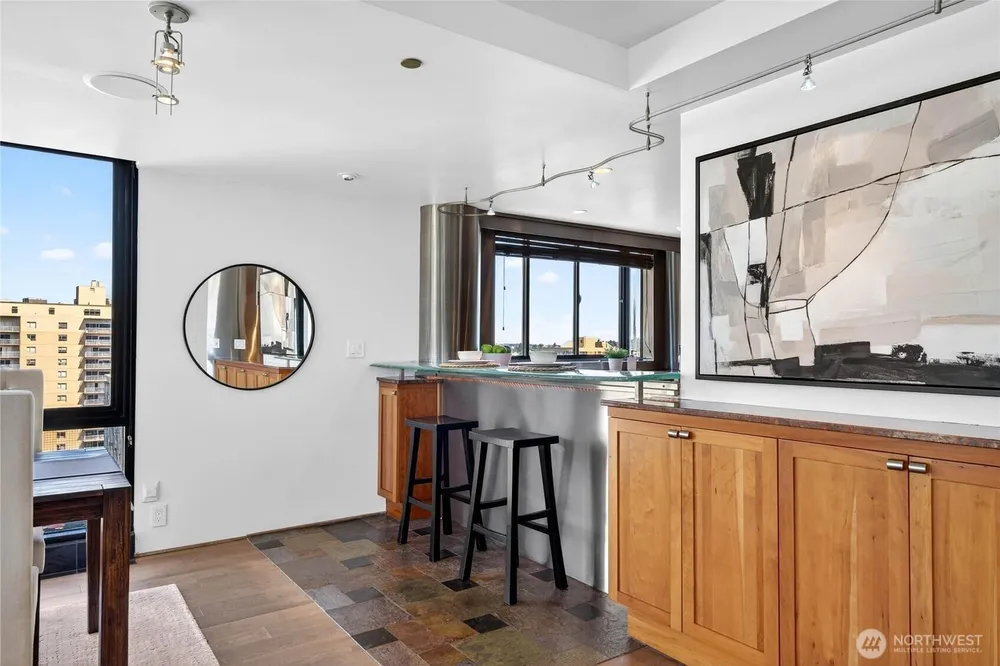 1120 Spring St, Seattle, WA 98104