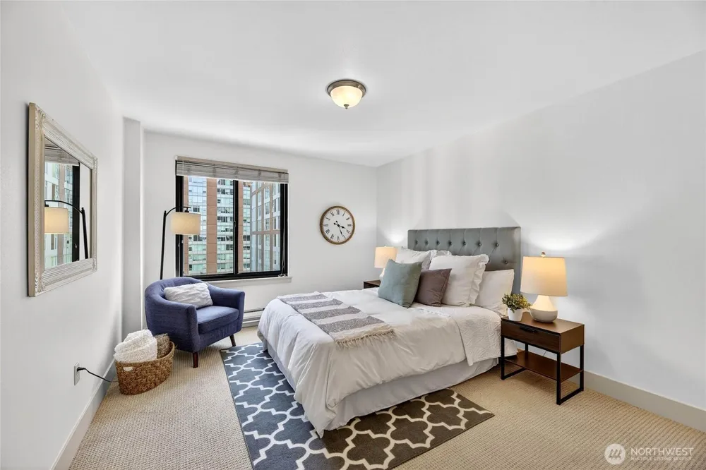 1105 Spring St, Seattle, WA 98104