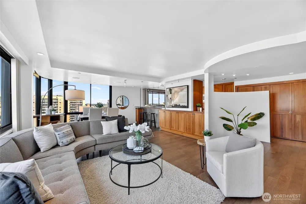 1120 Spring St, Seattle, WA 98104