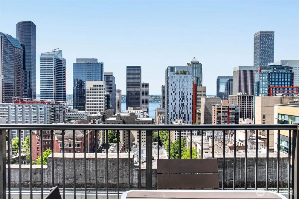 1105 Spring St, Seattle, WA 98104