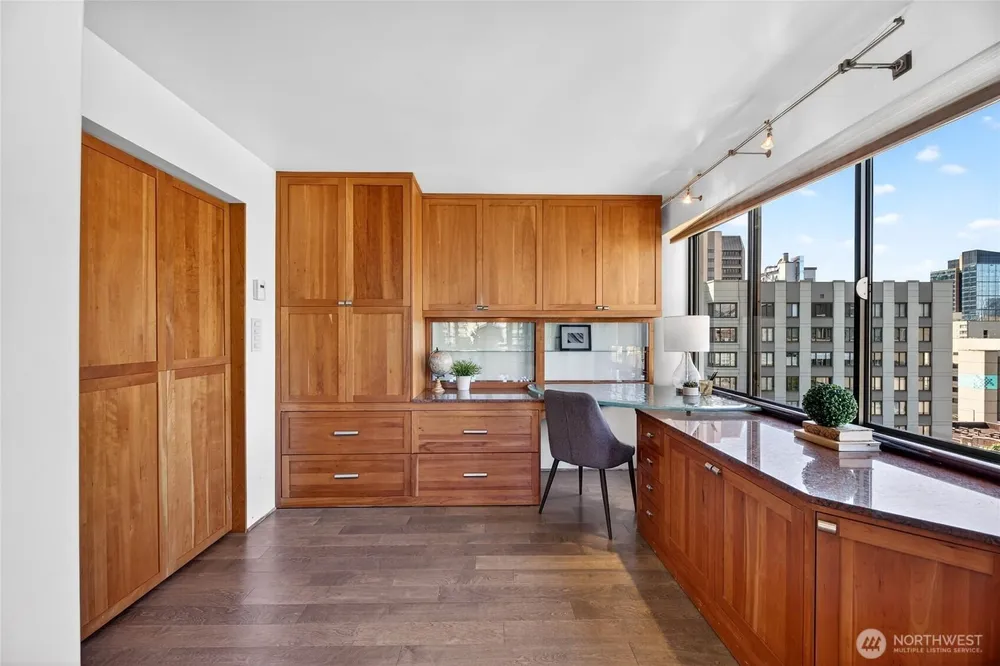 1120 Spring St, Seattle, WA 98104