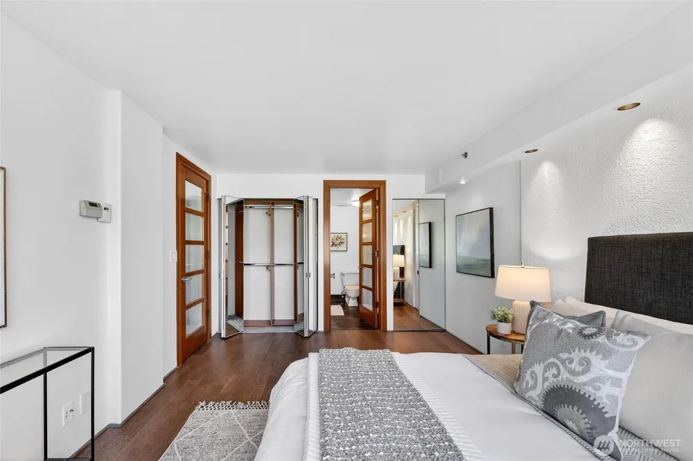 1120 Spring St, Seattle, WA 98104