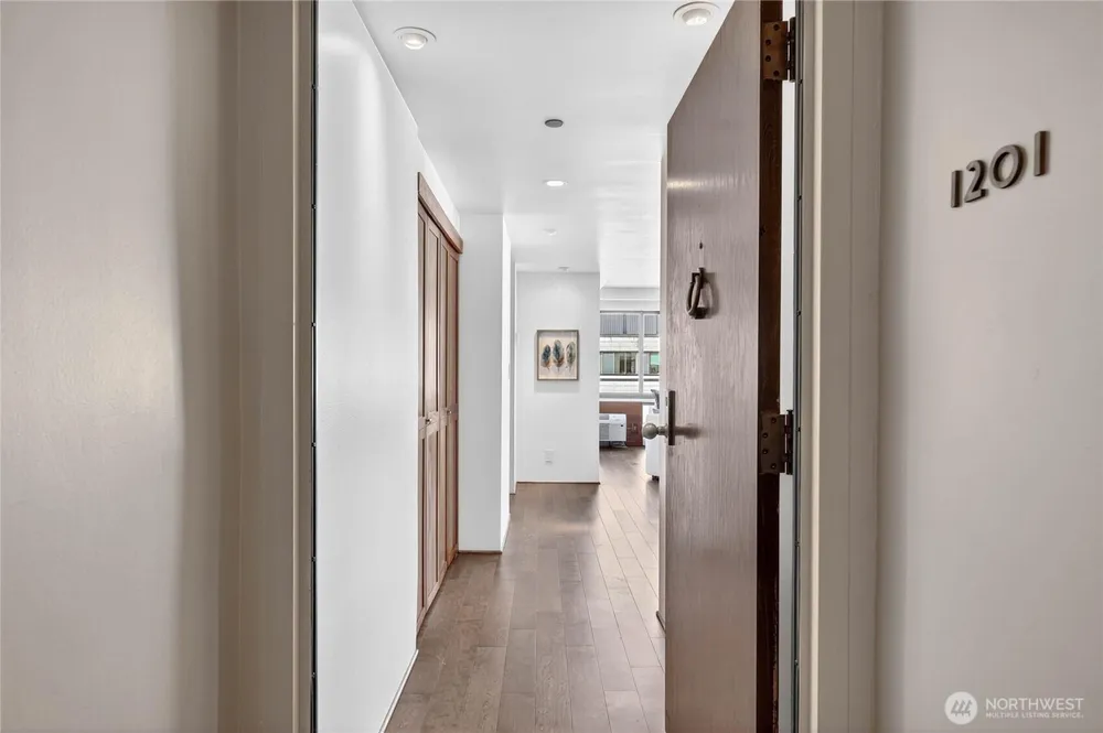 1120 Spring St, Seattle, WA 98104