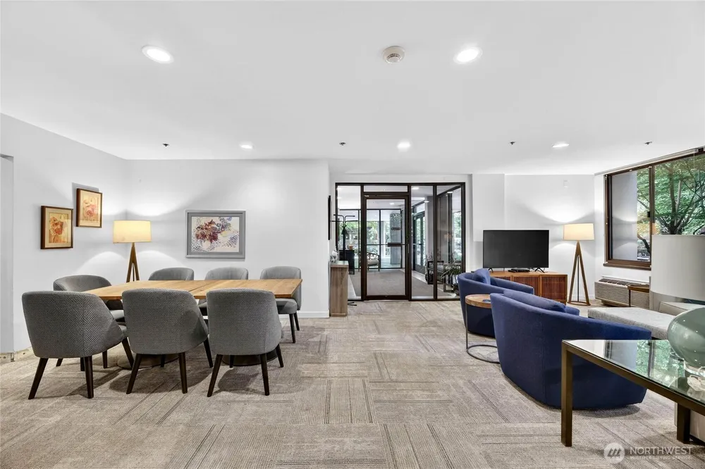 1120 Spring St, Seattle, WA 98104