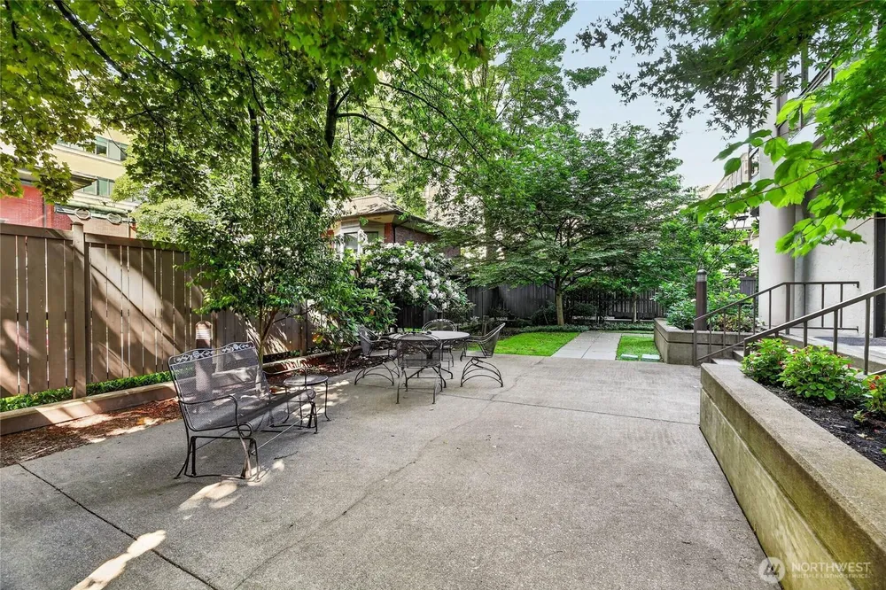 1120 Spring St, Seattle, WA 98104