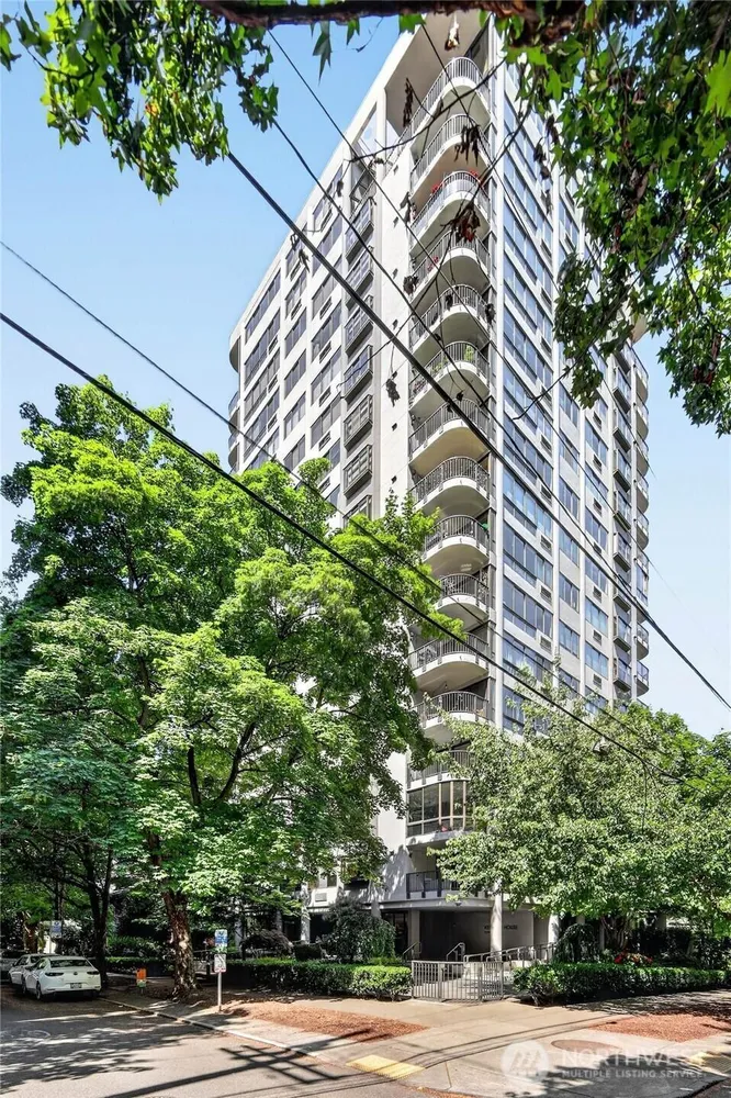 1120 Spring St, Seattle, WA 98104