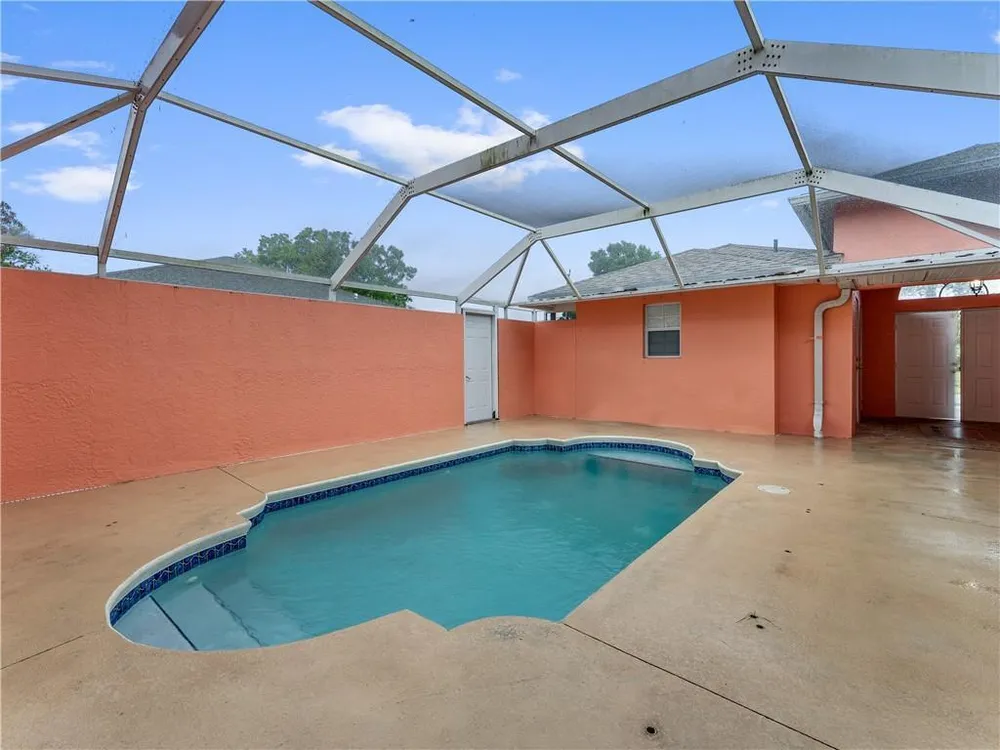 430 SE Thanksgiving Ave, Port St Lucie, FL 34984