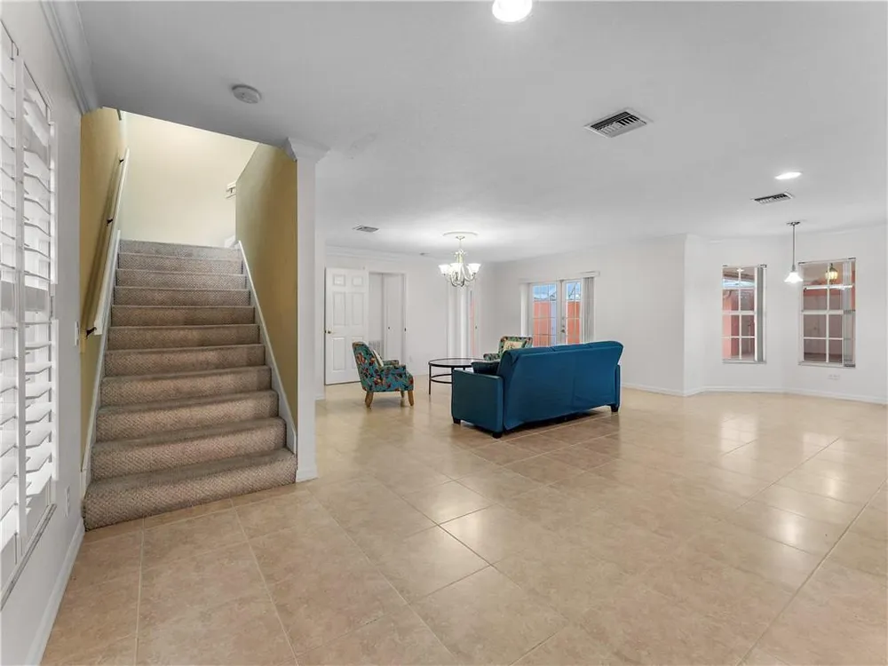 430 SE Thanksgiving Ave, Port St Lucie, FL 34984