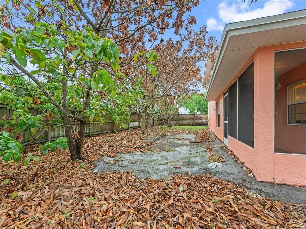 430 SE Thanksgiving Ave, Port St Lucie, FL 34984