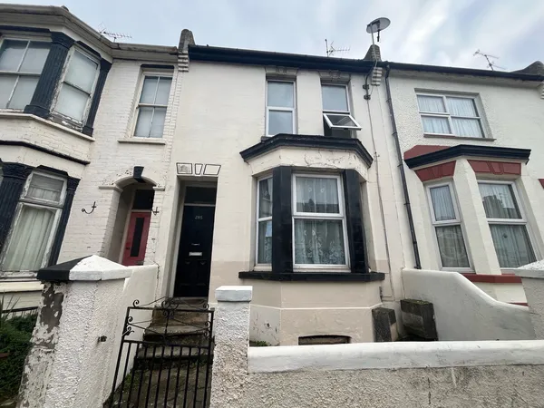 Gillingham Road, Gillingham