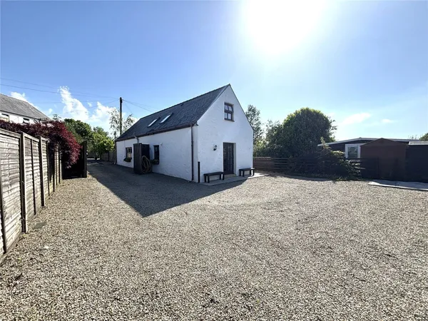 Whitland, Pembrokeshire, SA34