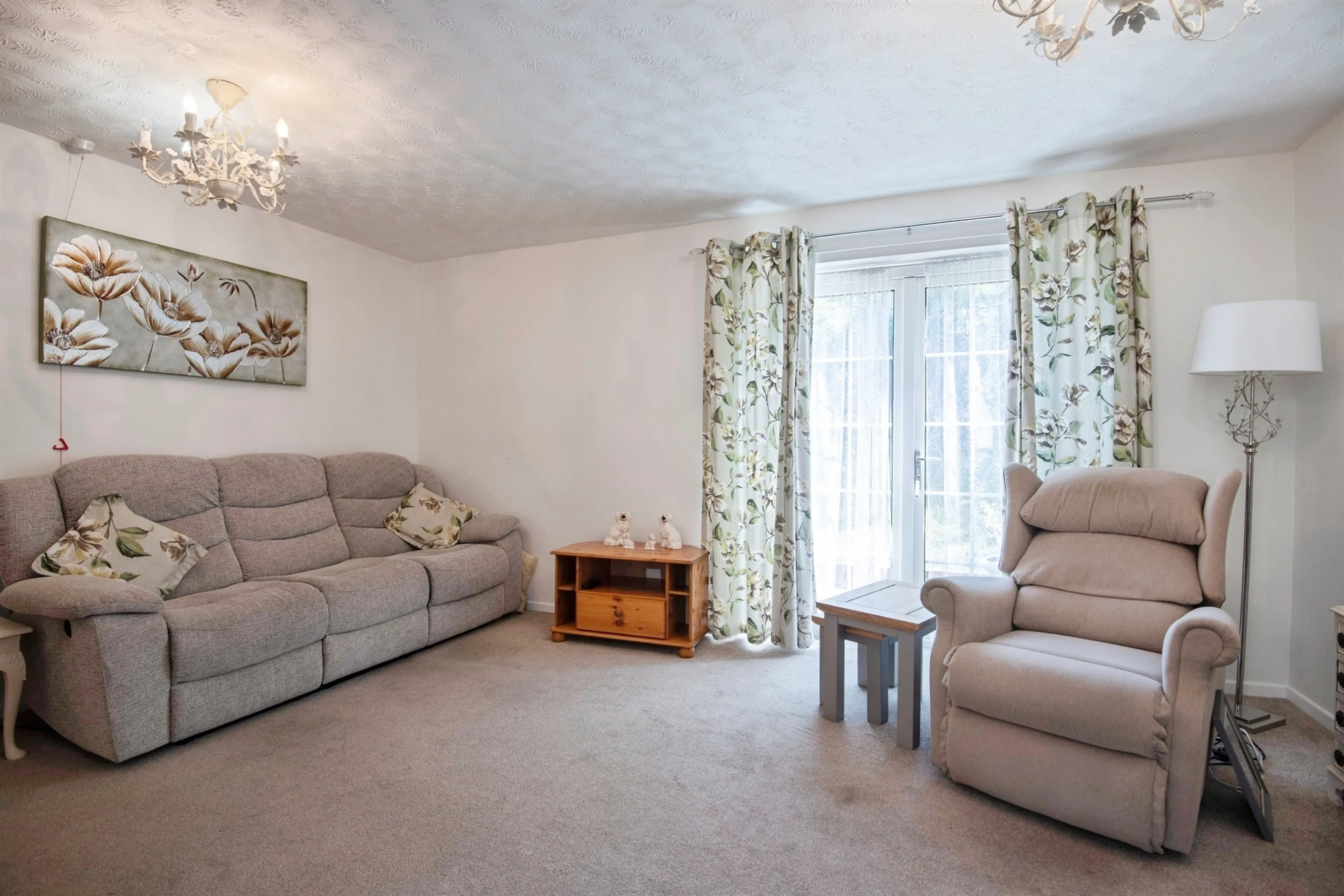 Property at Kings Walk, Royston
