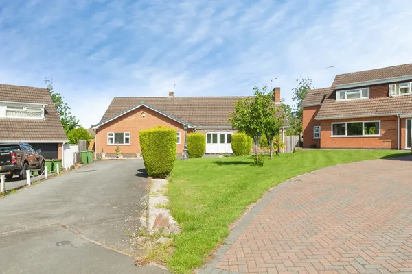 Hall Close, Glen Parva, Leicester, Le...