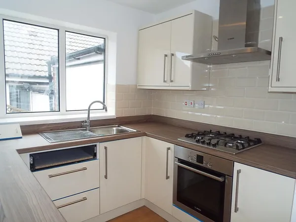 Mill Crescent, Kingsbury, B78 2NB