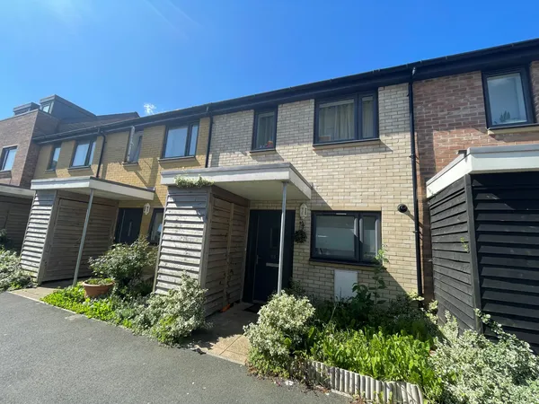 Cavell Place, Weston Lane