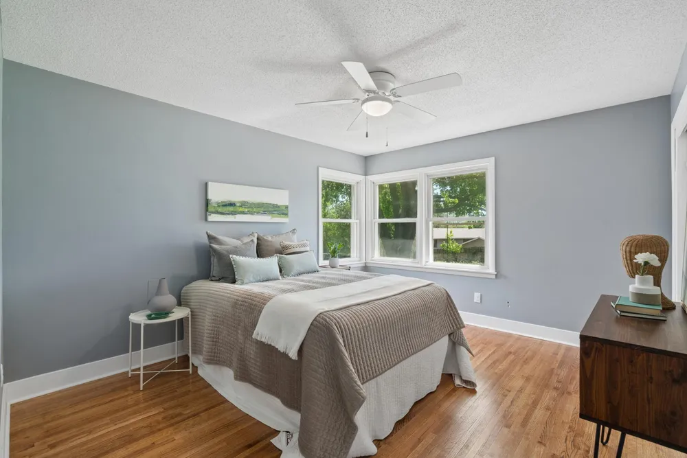 3280 Dodd Rd, Eagan, MN 55121