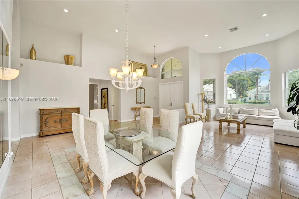 2719 Pinehurst, Weston, FL 33332