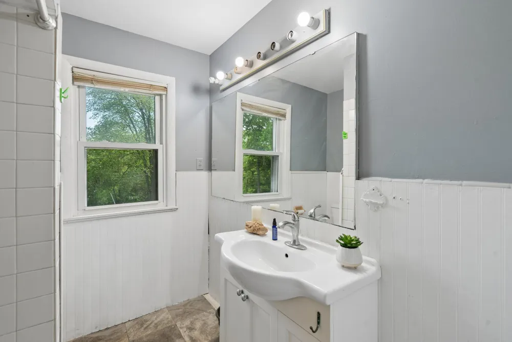 3280 Dodd Rd, Eagan, MN 55121