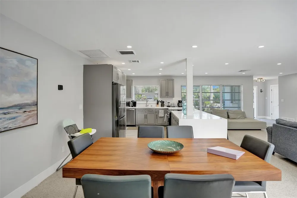 260 Allenwood Dr, Lauderdale By The Sea, FL 33308
