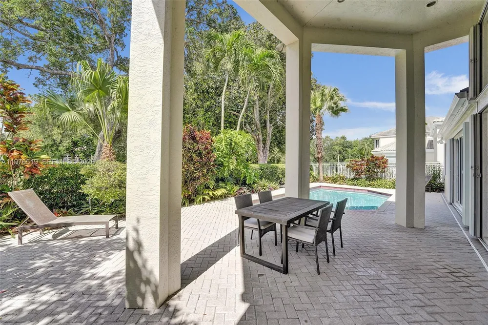 2719 Pinehurst, Weston, FL 33332