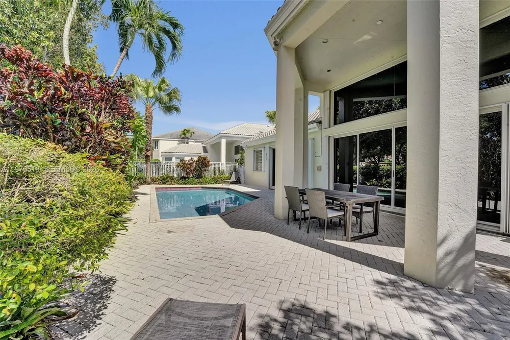 2719 Pinehurst, Weston, FL 33332
