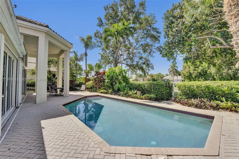 2719 Pinehurst, Weston, FL 33332