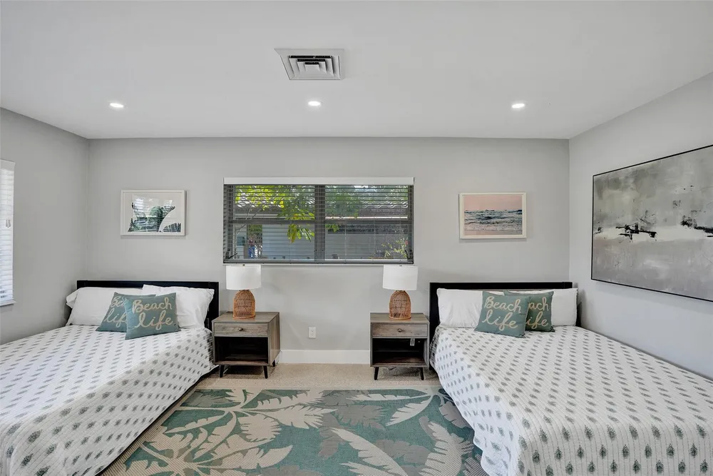 260 Allenwood Dr, Lauderdale By The Sea, FL 33308