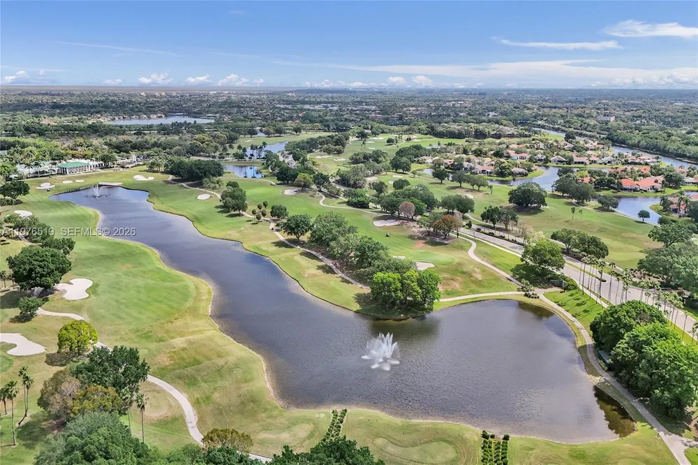 2719 Pinehurst, Weston, FL 33332