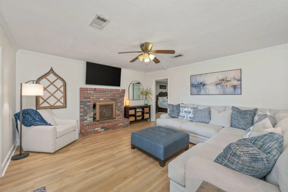 20 Forest Grove Pl, Fort Walton Beach, FL 32548