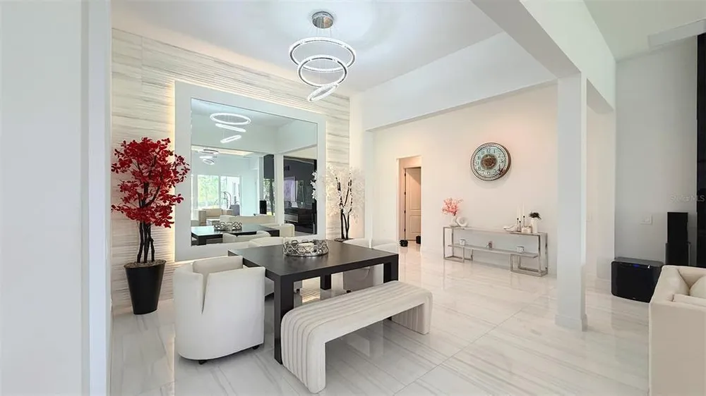8294 Grande Shores Dr, Sarasota, FL 34240-2328