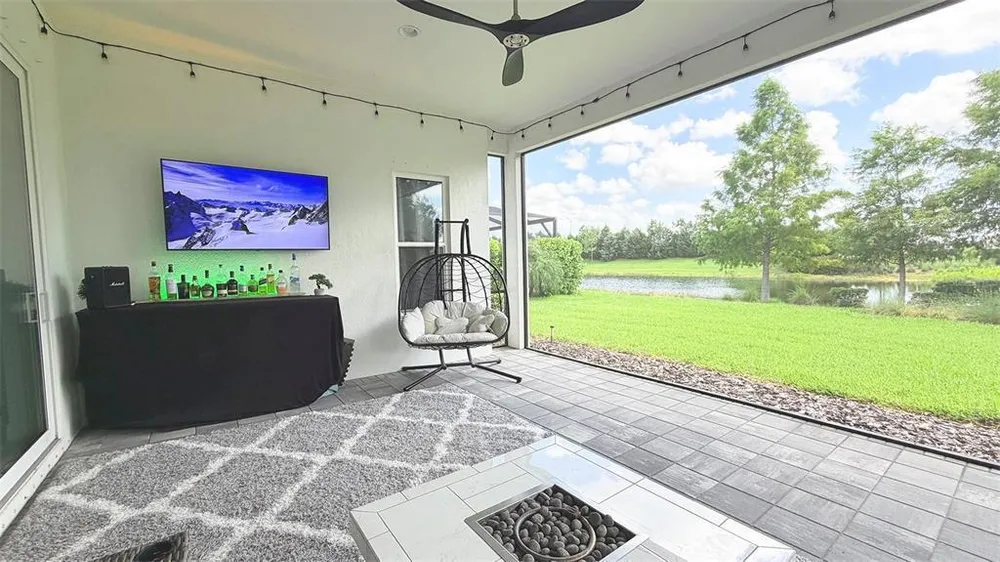 8294 Grande Shores Dr, Sarasota, FL 34240-2328