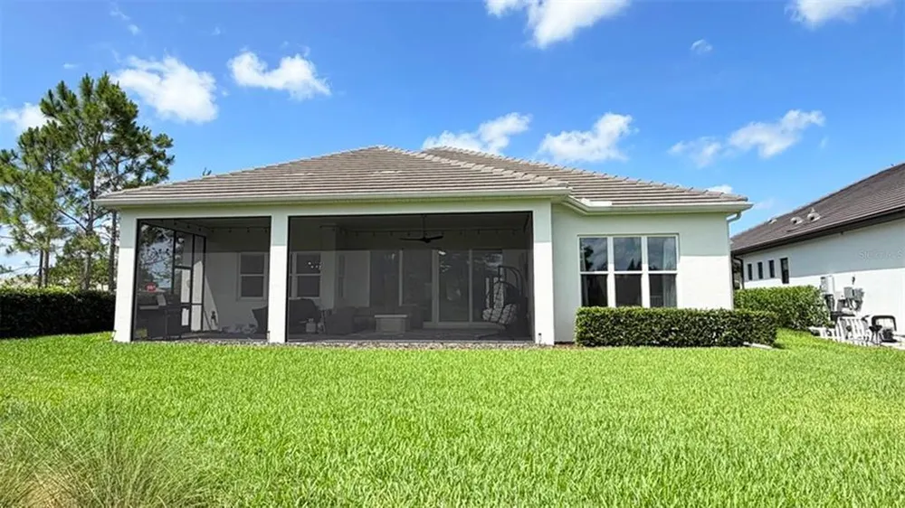 8294 Grande Shores Dr, Sarasota, FL 34240-2328
