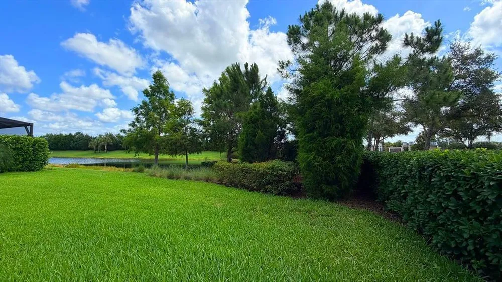 8294 Grande Shores Dr, Sarasota, FL 34240-2328