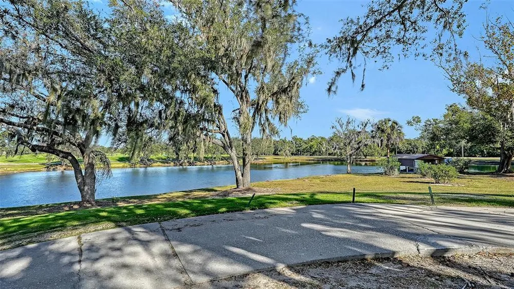 7117 Dornough Ln, Bradenton, FL 34202