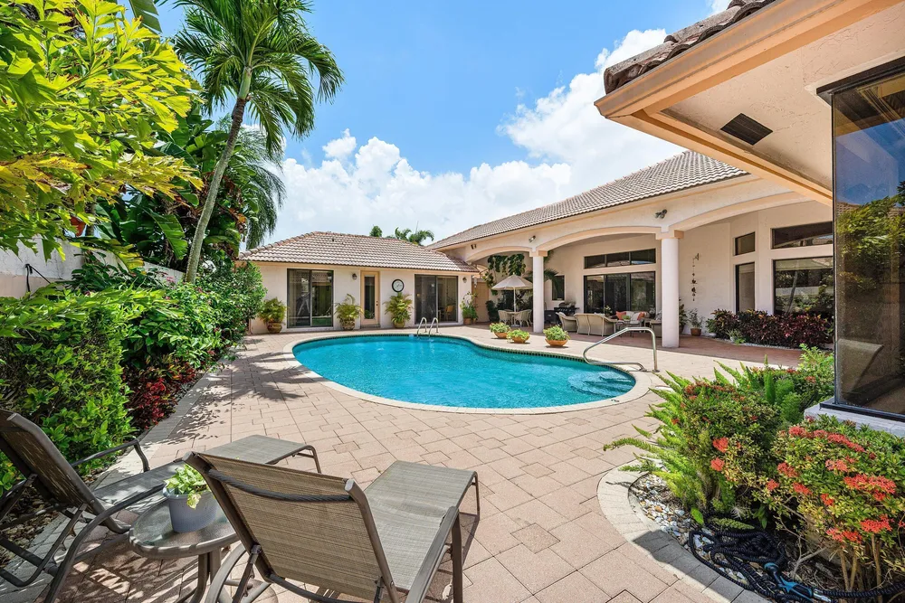 4727 Bocaire Blvd, Boca Raton, FL 33487