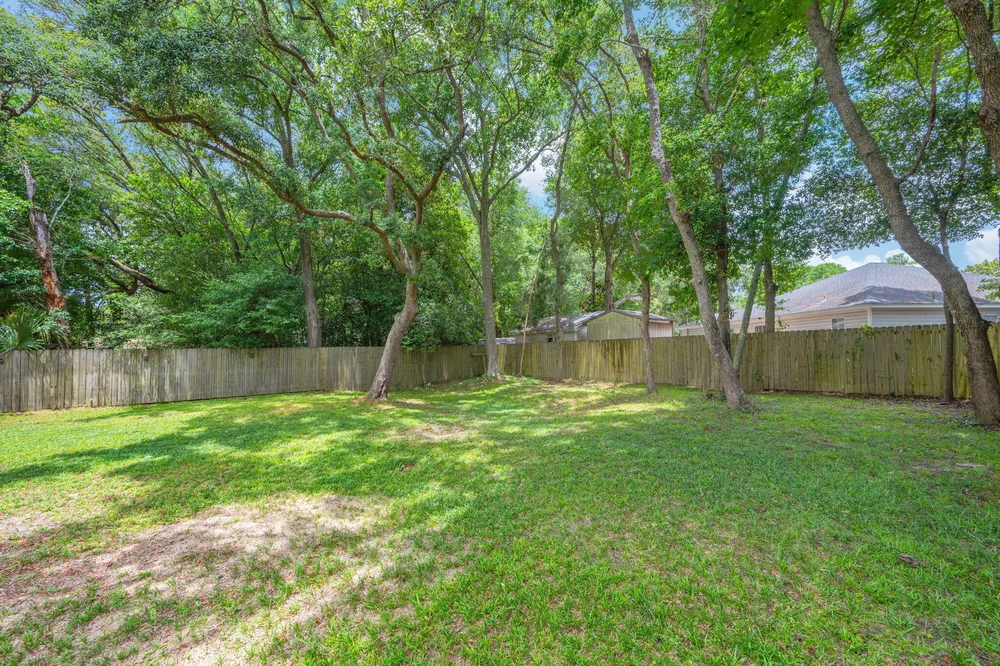20 Forest Grove Pl, Fort Walton Beach, FL 32548