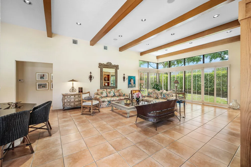 4727 Bocaire Blvd, Boca Raton, FL 33487