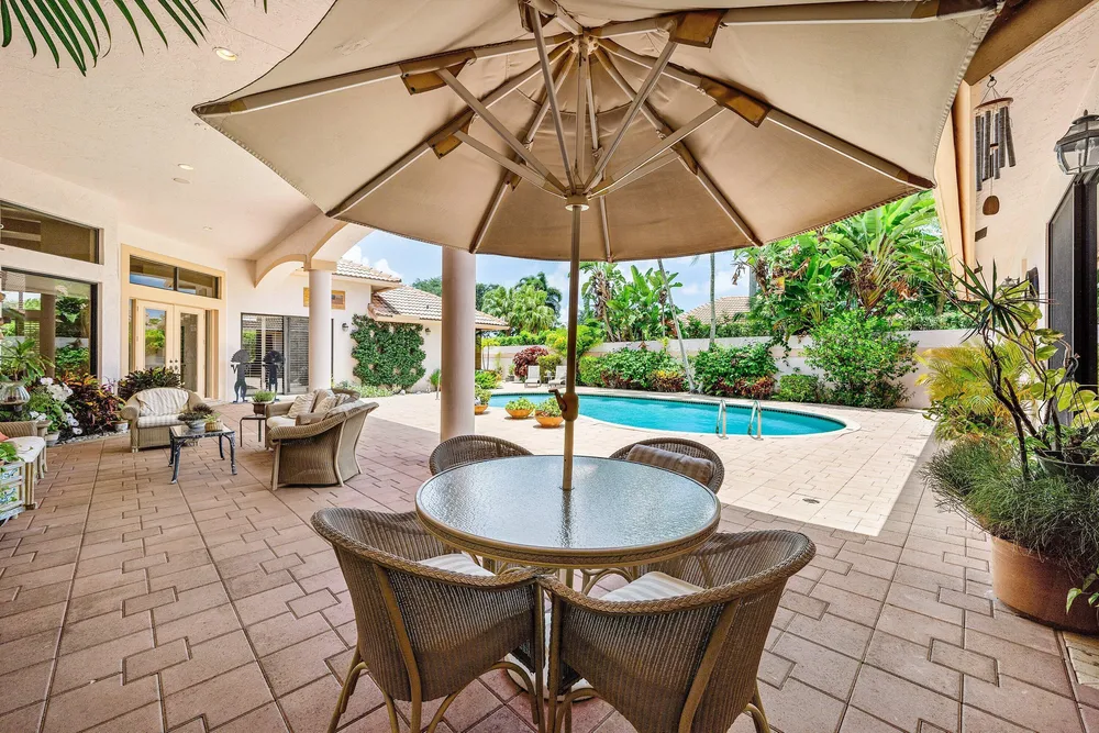 4727 Bocaire Blvd, Boca Raton, FL 33487