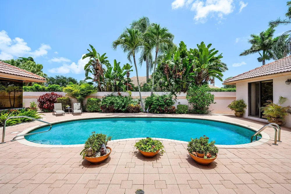 4727 Bocaire Blvd, Boca Raton, FL 33487