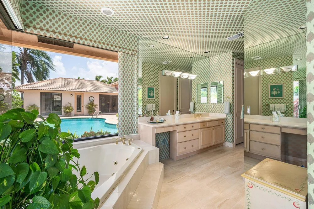 4727 Bocaire Blvd, Boca Raton, FL 33487
