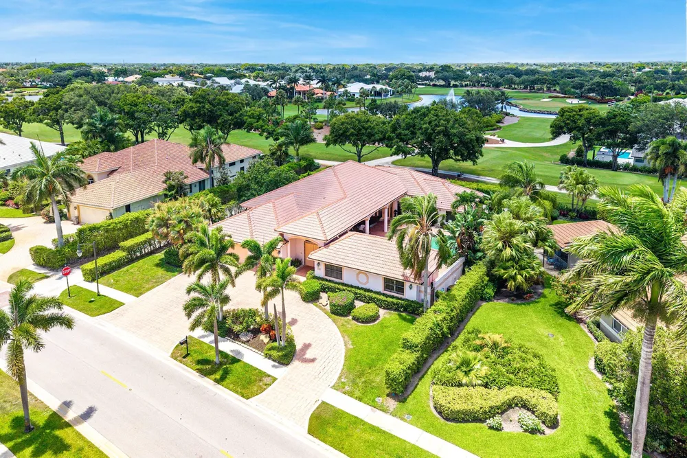 4727 Bocaire Blvd, Boca Raton, FL 33487