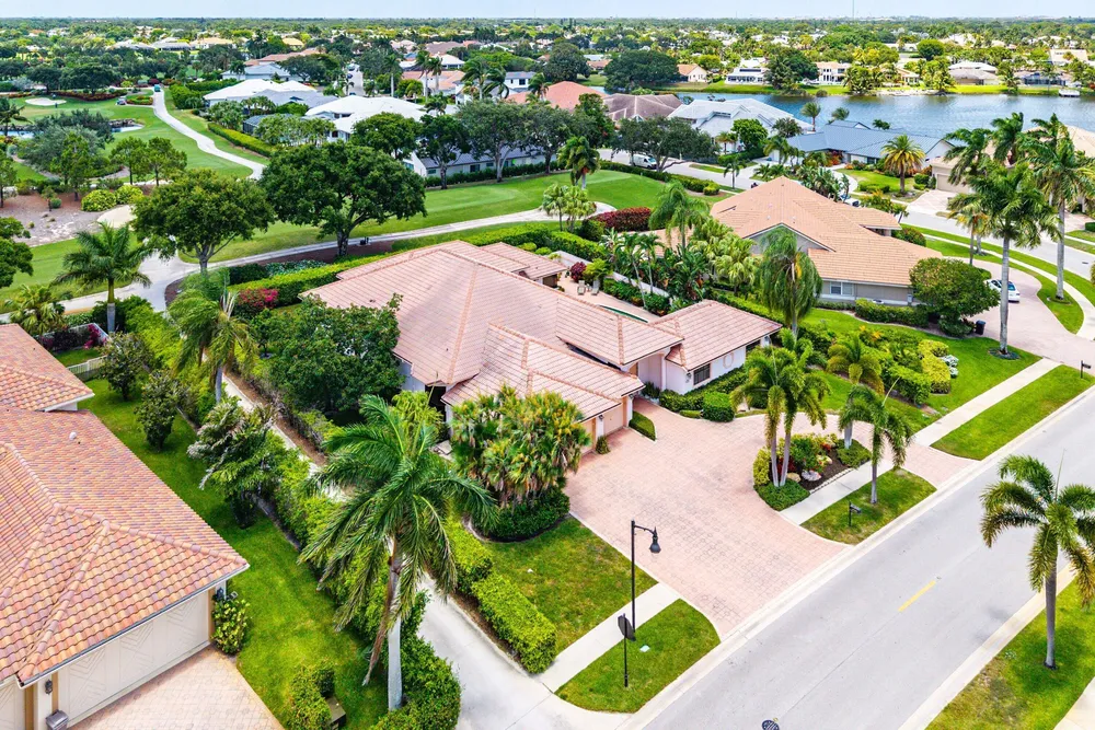 4727 Bocaire Blvd, Boca Raton, FL 33487