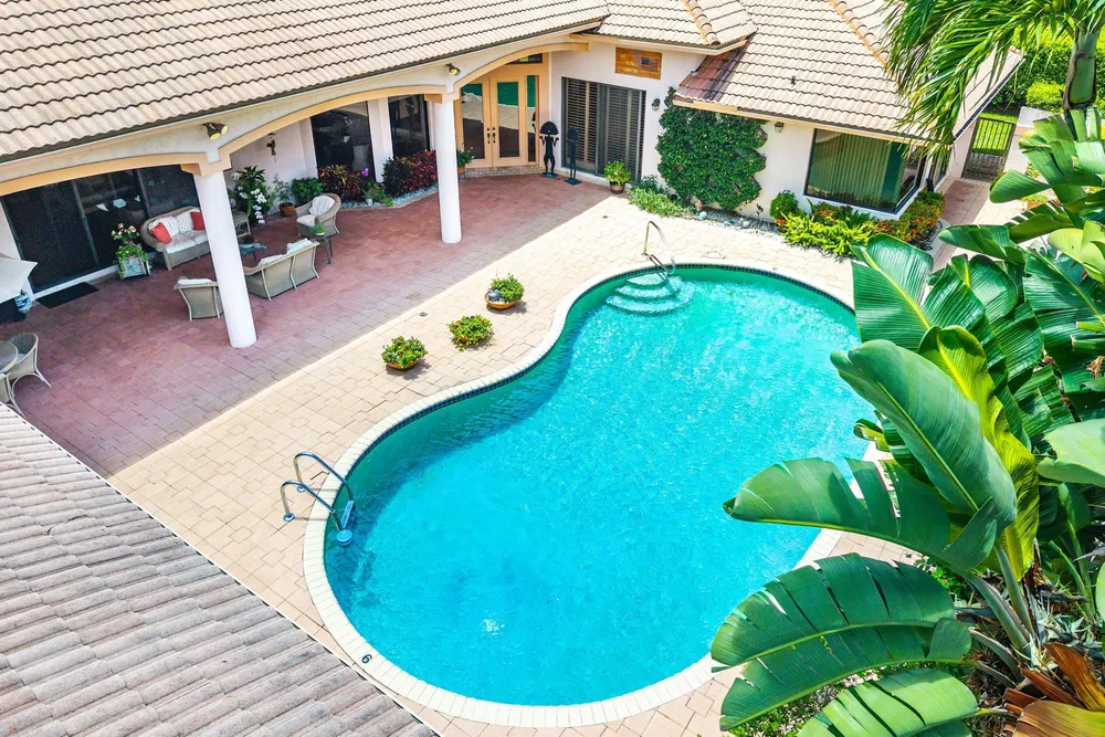 4727 Bocaire Blvd, Boca Raton, FL 33487